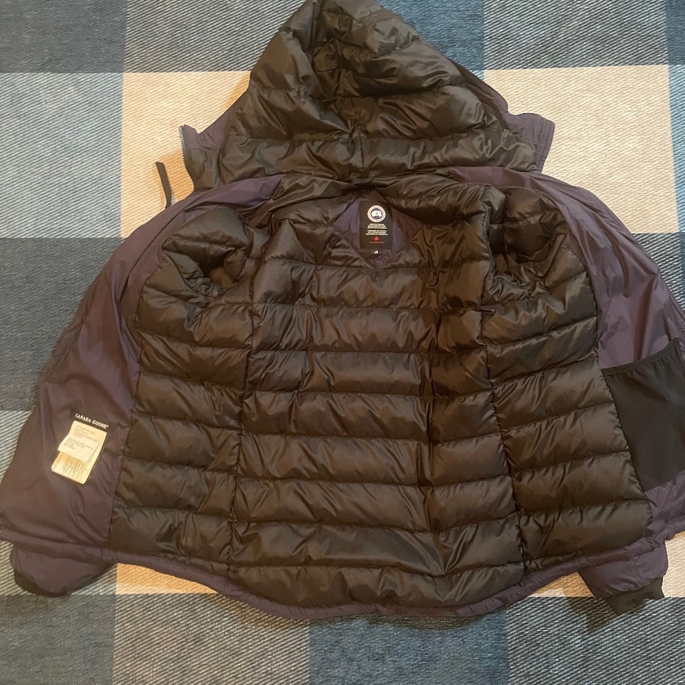 Brand New Without Tags -Canada GooseCamp Down Matte Finish Hoodie - Women's